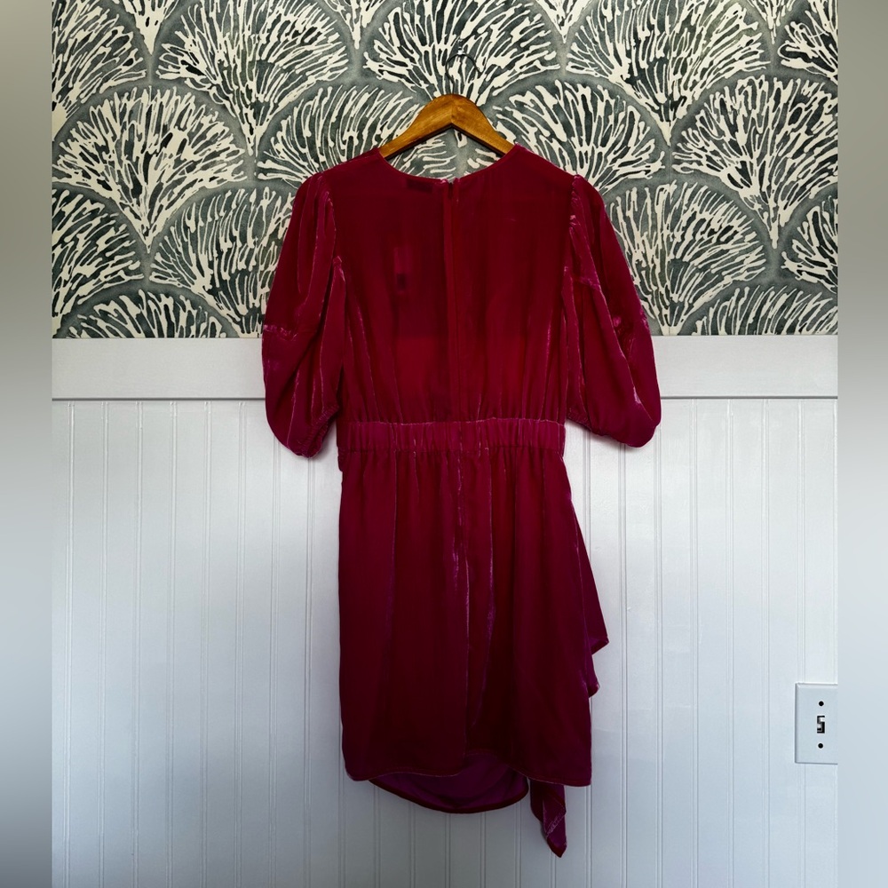 Rhode Pia Velvet Pink Minidress with Puff Sleeves in Women's 6 - Picture 2 of 7